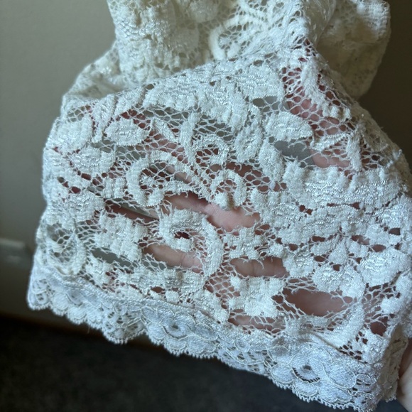 Twenty One Lace Tank Top - Picture 7 of 9